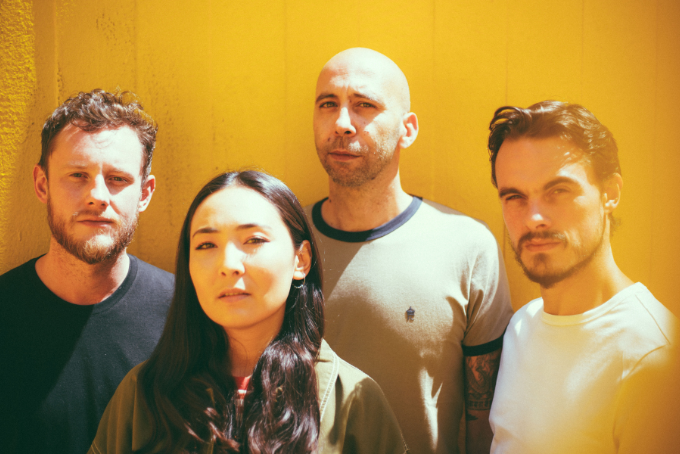 Das Bild zeigt die Band Kefaya und Elaha Soroor